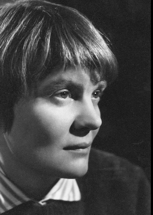  ris Murdoch